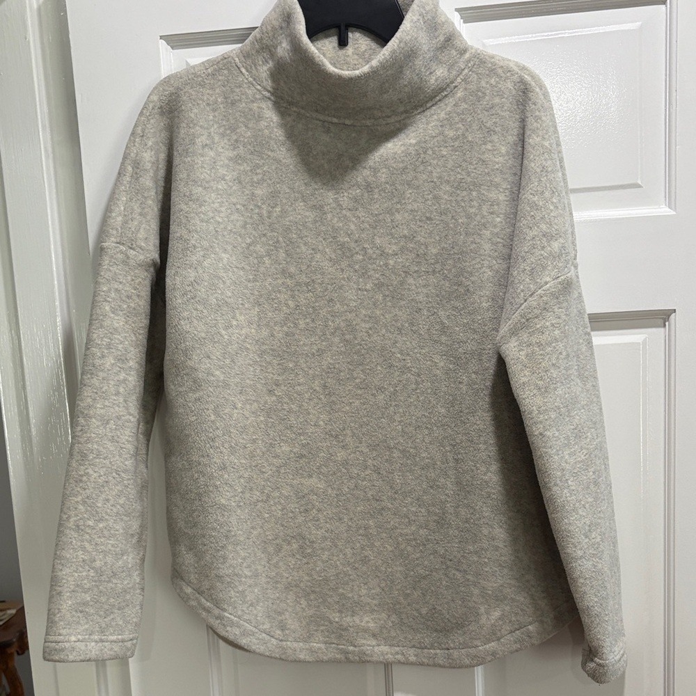 Vineyard Vines Light Gray Turtleneck Sweater